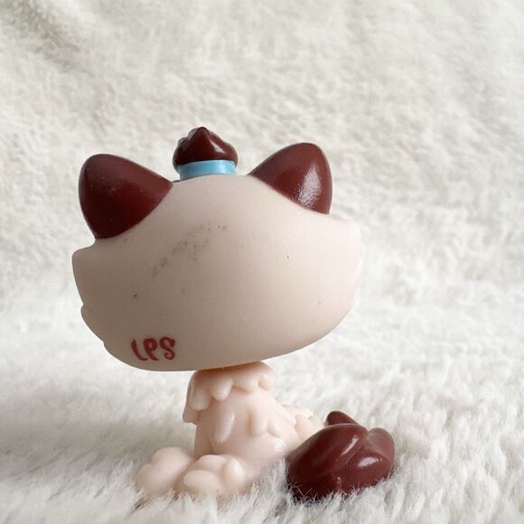 Littlest Pet Shop G7 Series 1 #4 Sitting Cat Brown Blue Eyes LPS Kitten - Picture 2 of 5